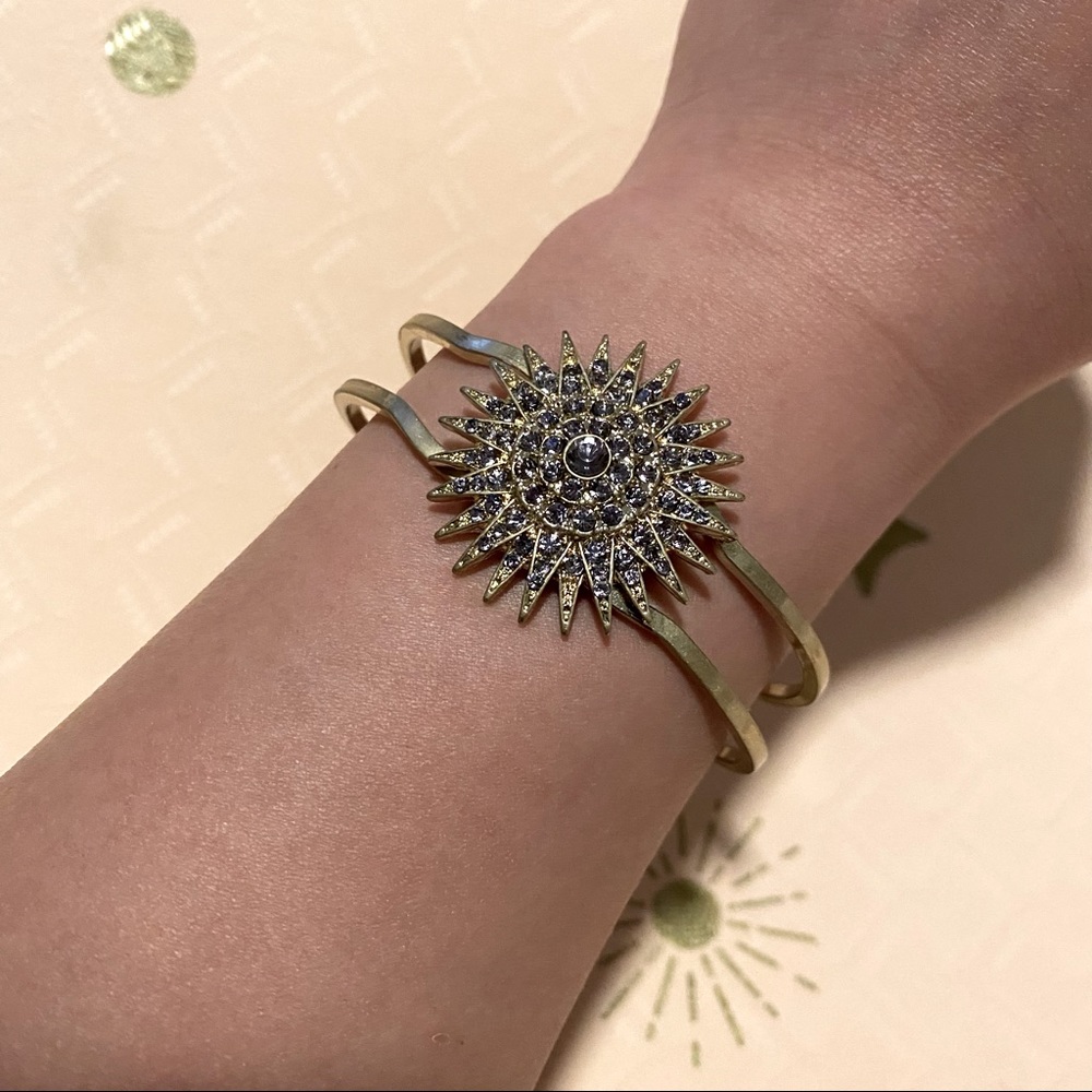 ✨HP✨ New Free People Starburst Embellished gold cuff bracelet